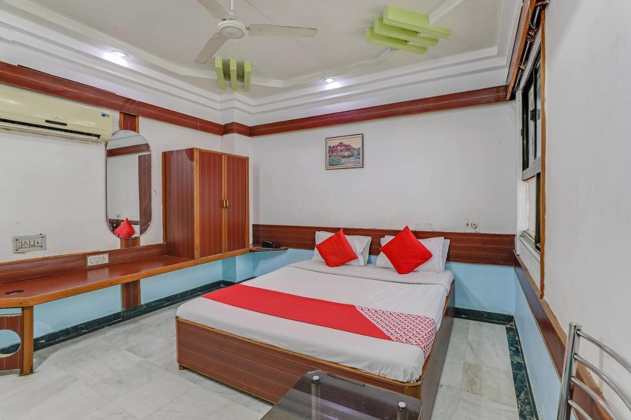 Flagship 79318 Hotel Bansal Вадодара Экстерьер фото